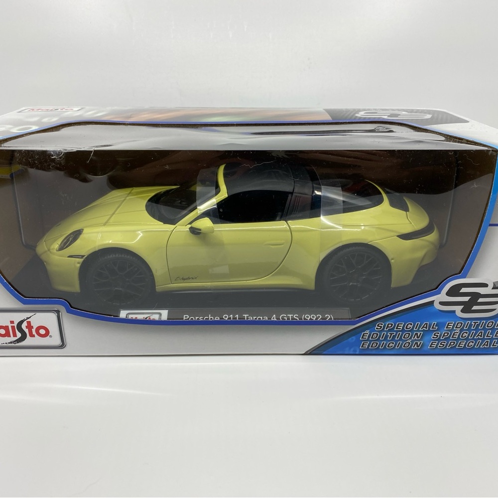 Maisto Porsche 911 Targa 4 GTS